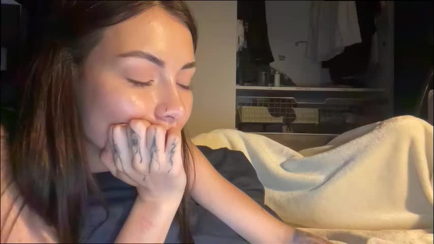 valorant_girl Adult Chat August 11, 2025