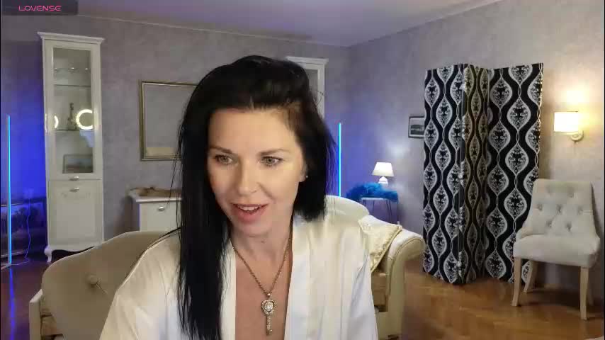 lina_flore Adult Chat August 11, 2025