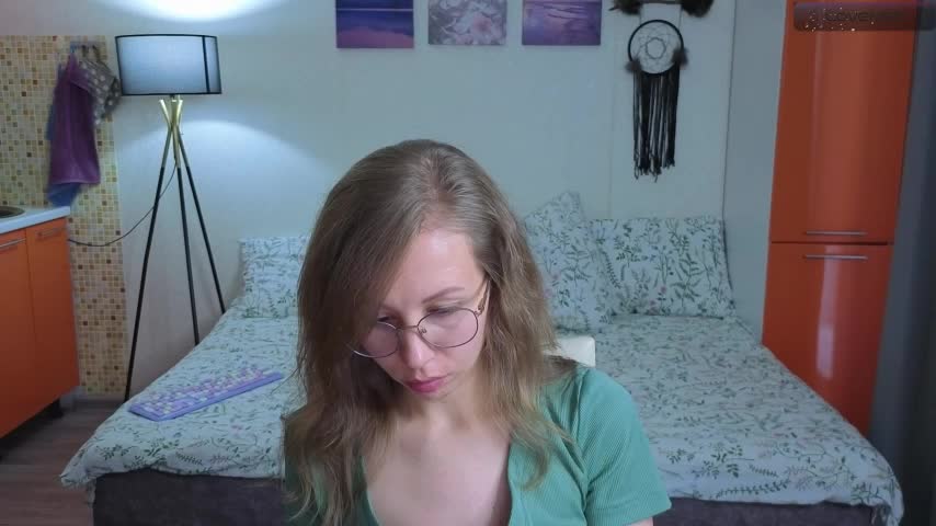 Lill_Mary Adult Chat August 11, 2025