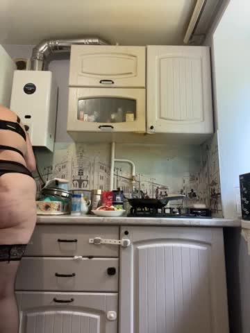 Tina-Dolly Adult Chat August 11, 2025