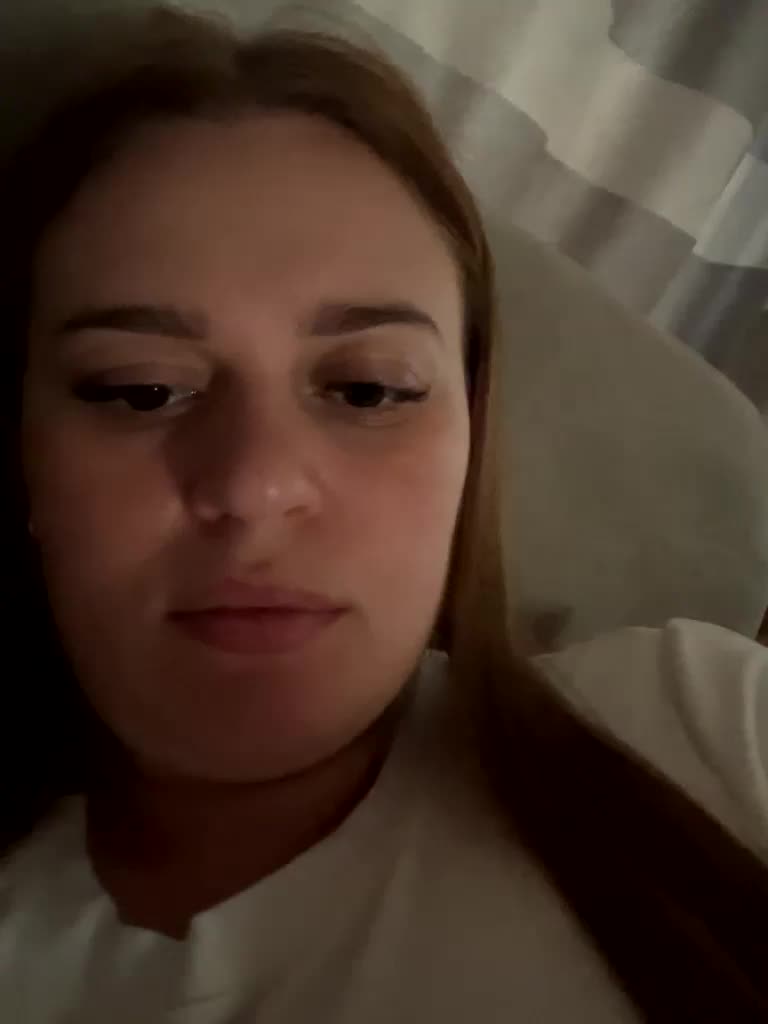 Chattie-Issy Adult Chat August 11, 2025