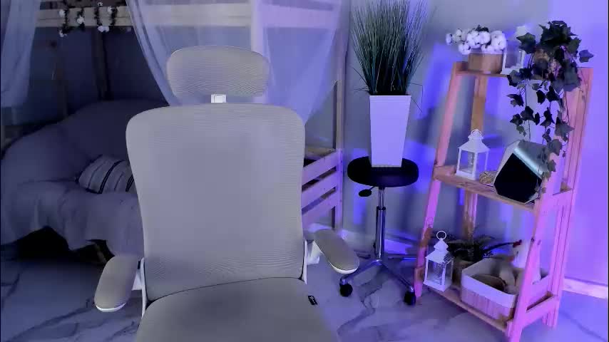 lexiwenford Adult Chat August 11, 2025