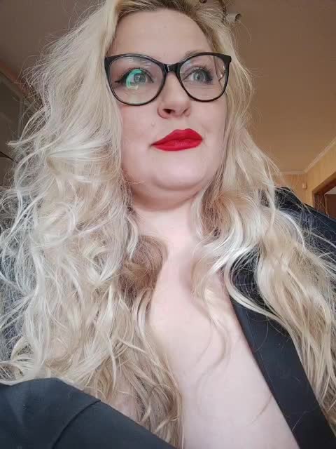 NushaMilf Adult Chat August 11, 2025