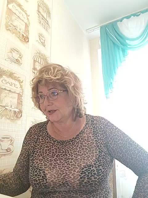 KarinkaSweet Adult Chat August 11, 2025