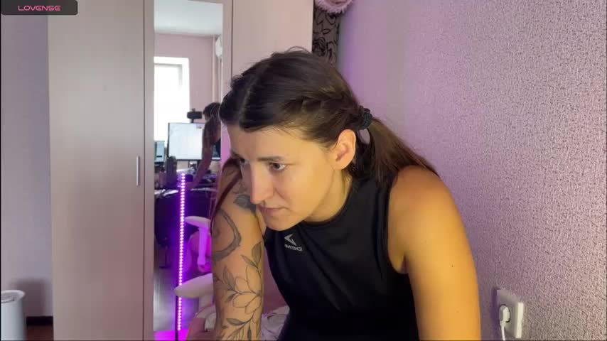 Katrin__kiss Adult Chat August 11, 2025