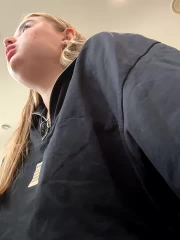 StephanieMur Adult Chat August 11, 2025