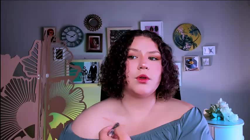 FlorenceAnderson Adult Chat August 11, 2025