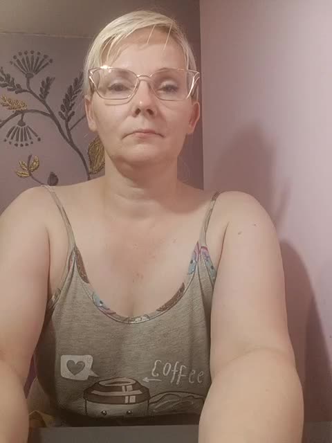 Sweetie454 Adult Chat August 11, 2025