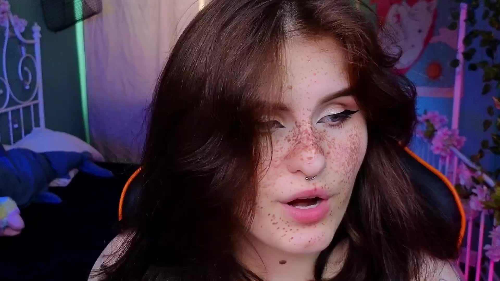 Dark-Shine Adult Chat August 11, 2025