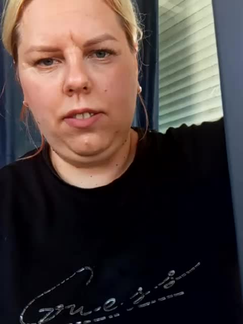 blondy_girl1499 Adult Chat August 11, 2025