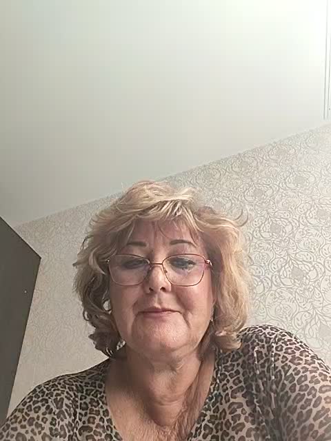 KarinkaSweet Adult Chat August 11, 2025