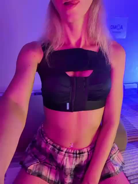 Pussechka Adult Chat August 11, 2025