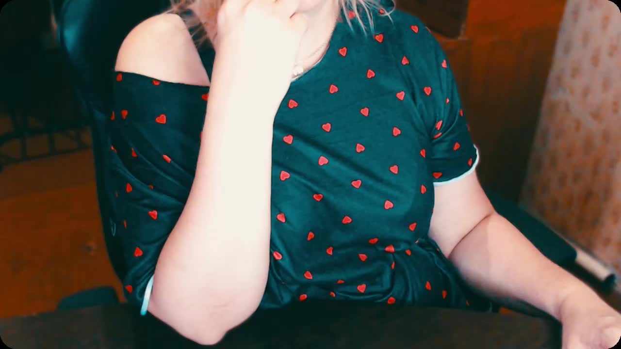 Alisa1917 Adult Chat August 11, 2025