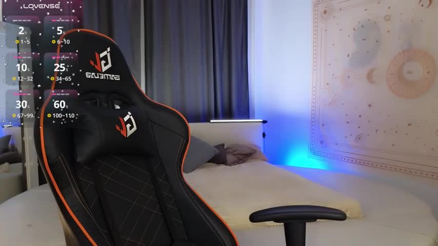 Vickie_Diva Adult Chat August 11, 2025