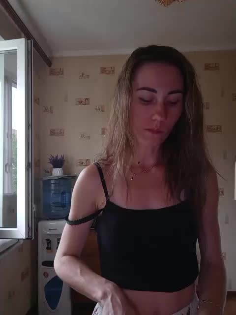 -Feral-Berry- Adult Chat August 11, 2025