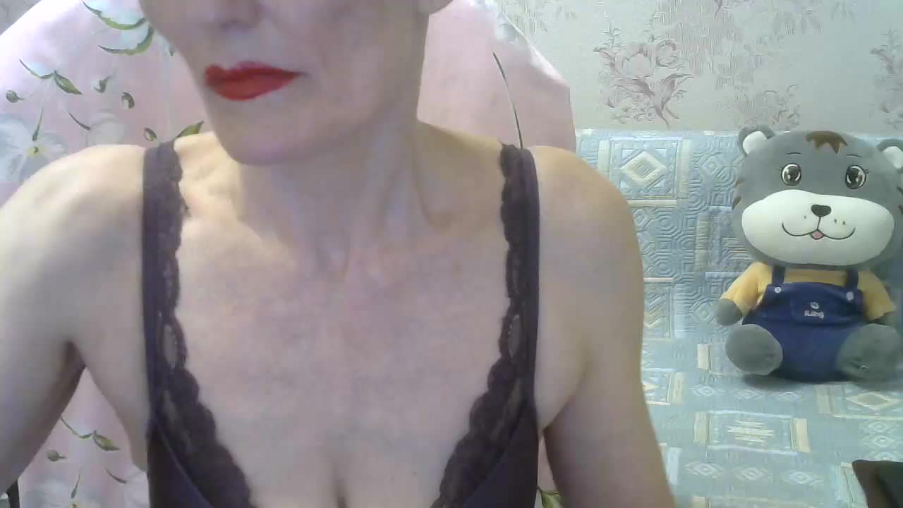 Red-Rose-777 Adult Chat August 11, 2025