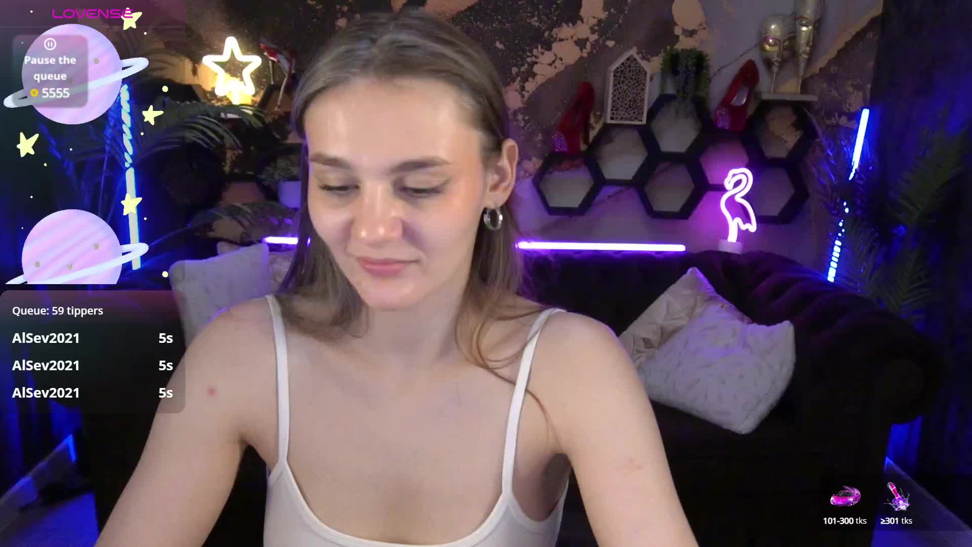 DiamondGoldie Adult Chat August 11, 2025