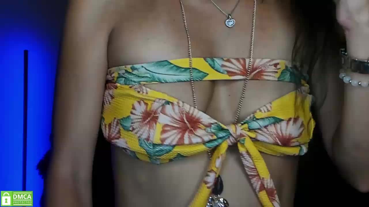 AliannaSoloKisses Adult Chat August 11, 2025