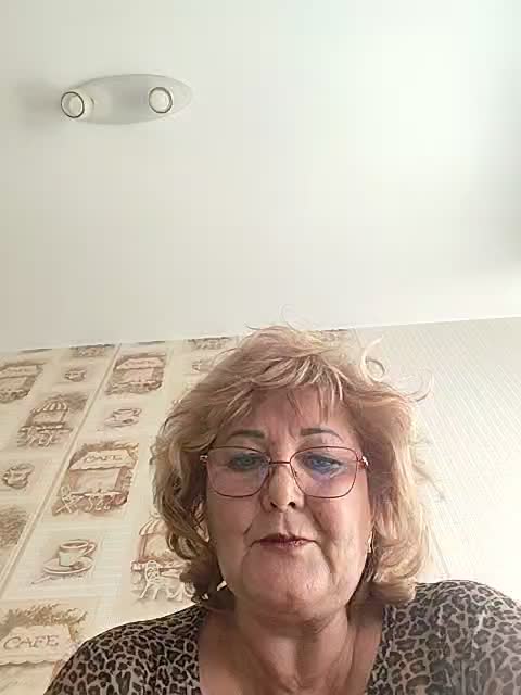 KarinkaSweet Adult Chat August 11, 2025