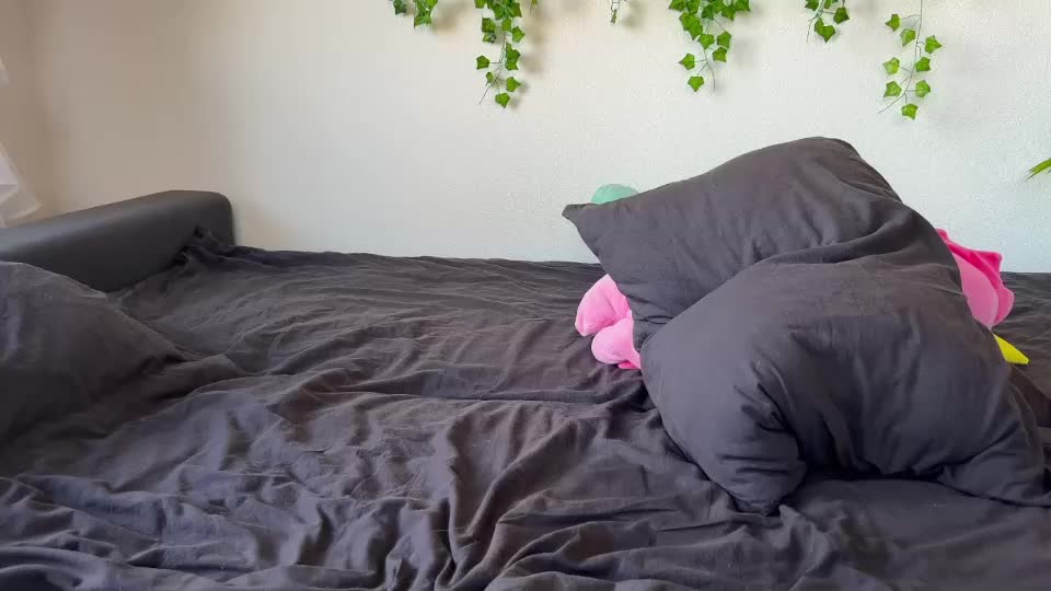 elli_harmon Adult Chat August 12, 2025