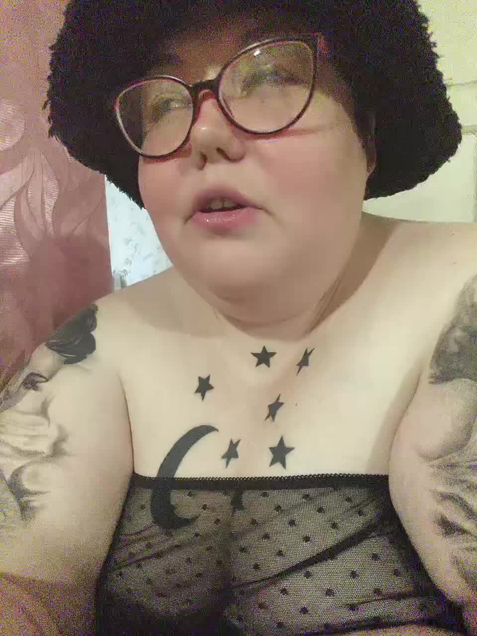 Svetlanka86 Adult Chat August 12, 2025