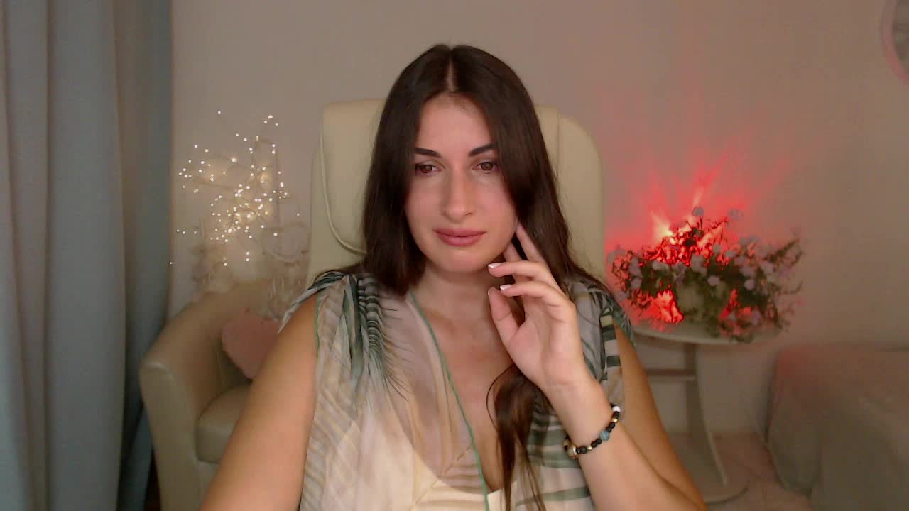 MaryMalory11 Adult Chat August 12, 2025