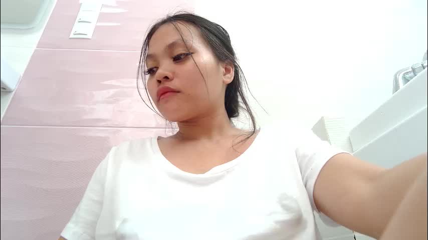 makulato Adult Chat August 12, 2025