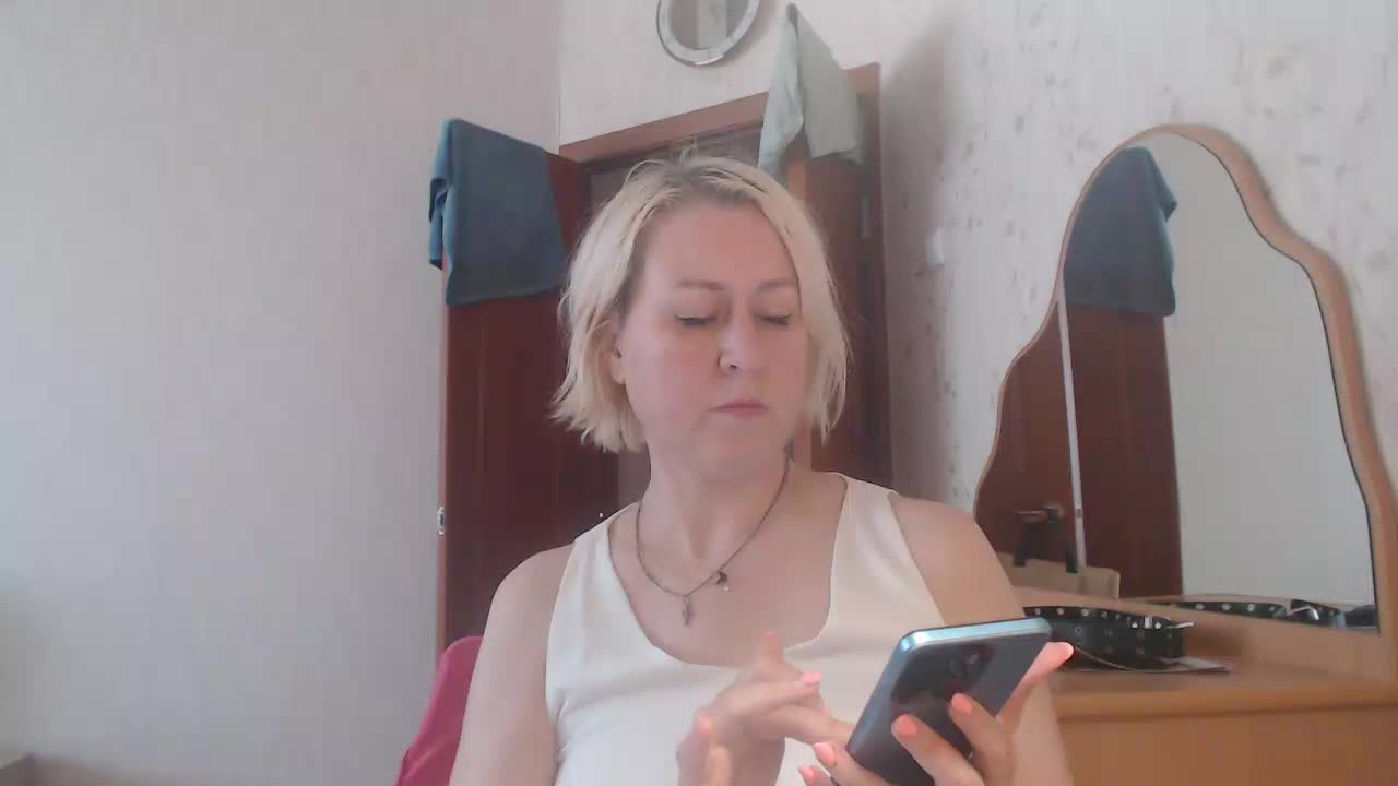 MilenaGerl Adult Chat August 12, 2025