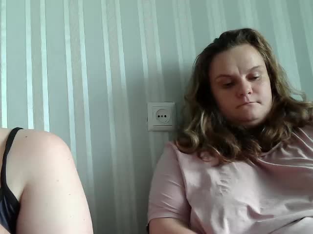 HollyXEva Adult Chat August 12, 2025