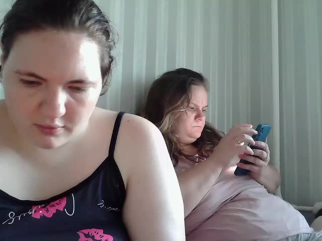 HollyXEva Adult Chat August 12, 2025