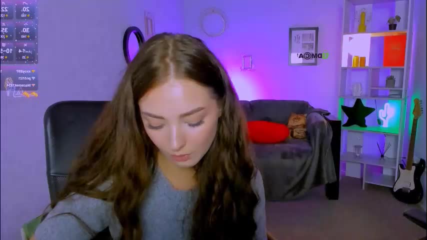 miki_nikki Adult Chat August 11, 2025