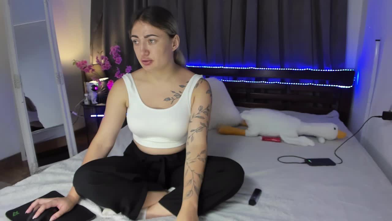 MikkiShows Adult Chat August 12, 2025