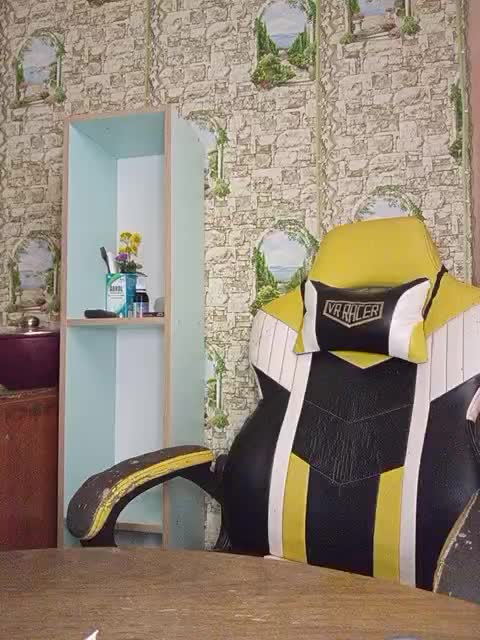 Miss_Boobs2025 Adult Chat August 12, 2025