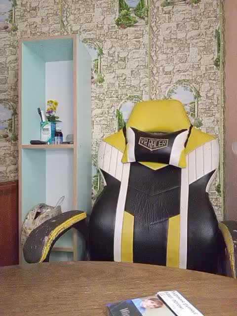 Miss_Boobs2025 Adult Chat August 12, 2025