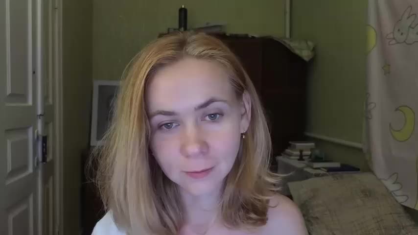 Riley_Roo Adult Chat August 12, 2025