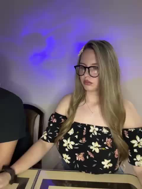 Cris_Mi Adult Chat August 12, 2025