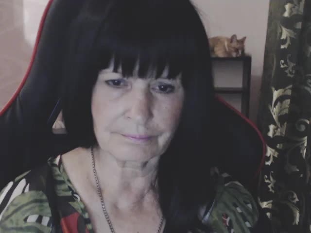 KatarinaGloss Adult Chat August 12, 2025