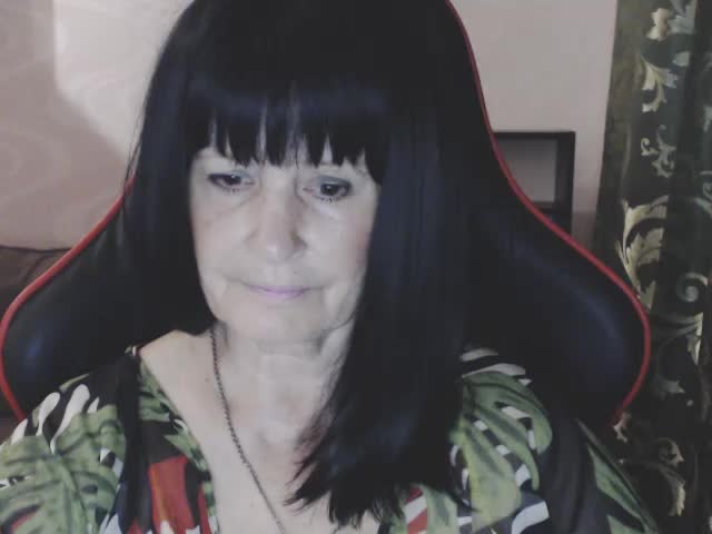 KatarinaGloss Adult Chat August 12, 2025