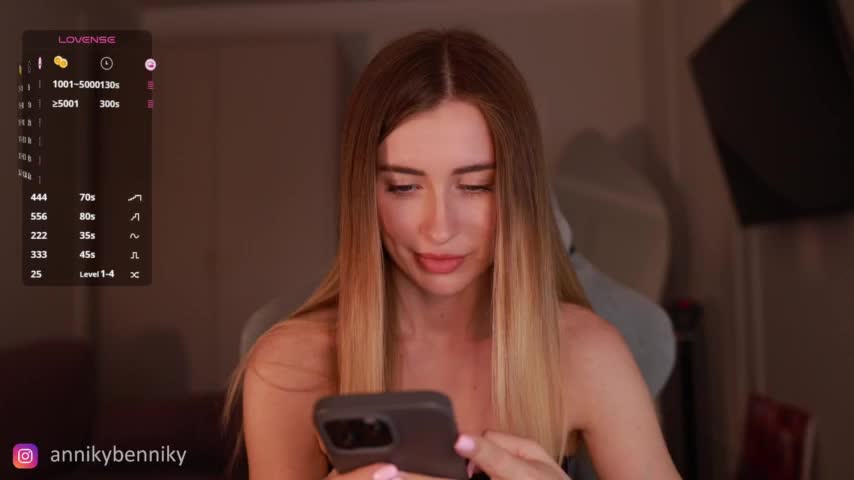 Coconutkitty Adult Chat August 12, 2025