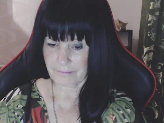 KatarinaGloss Adult Chat August 12, 2025