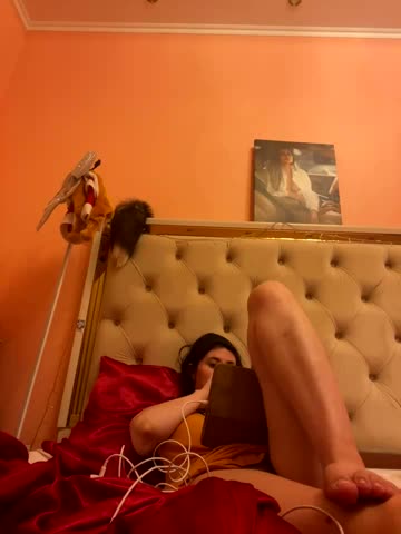 Flossy_Vettie Adult Chat August 12, 2025