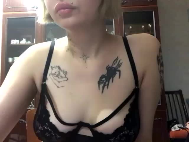 Gllloria Adult Chat August 12, 2025