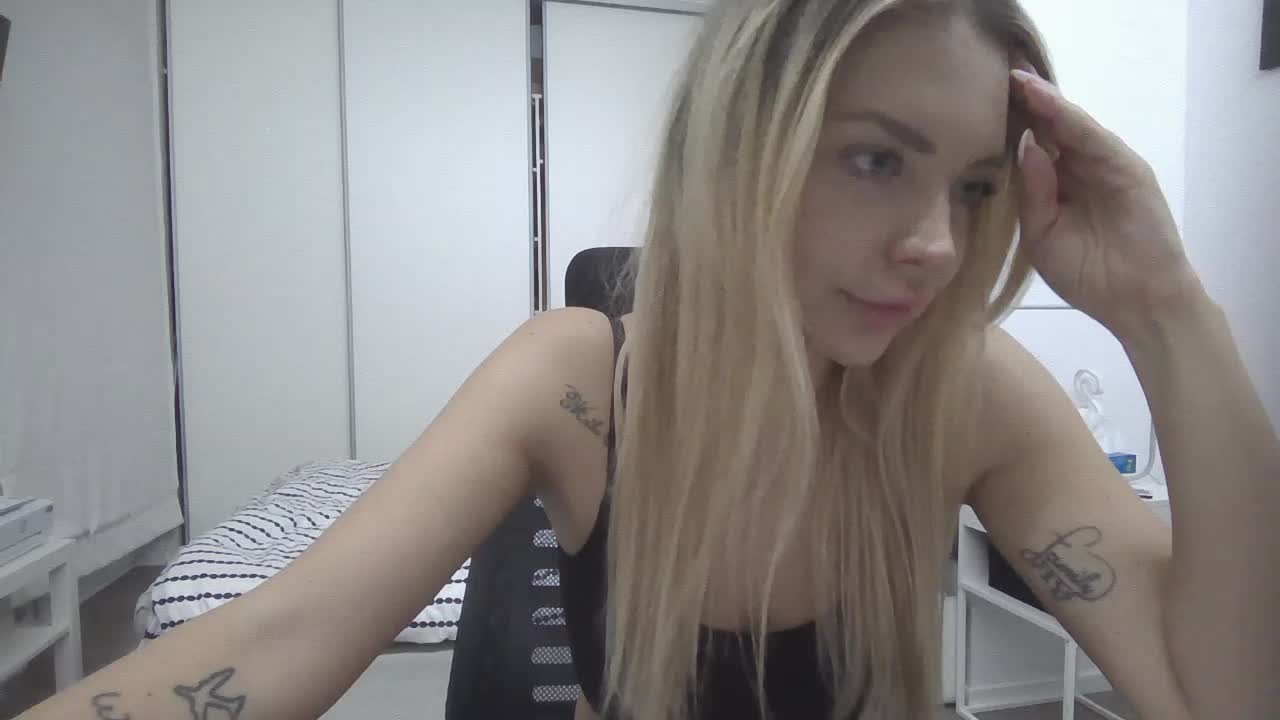 pinkpanther8899 Adult Chat August 12, 2025