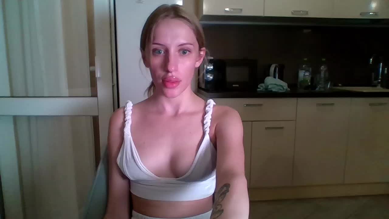 weaksii Adult Chat August 12, 2025