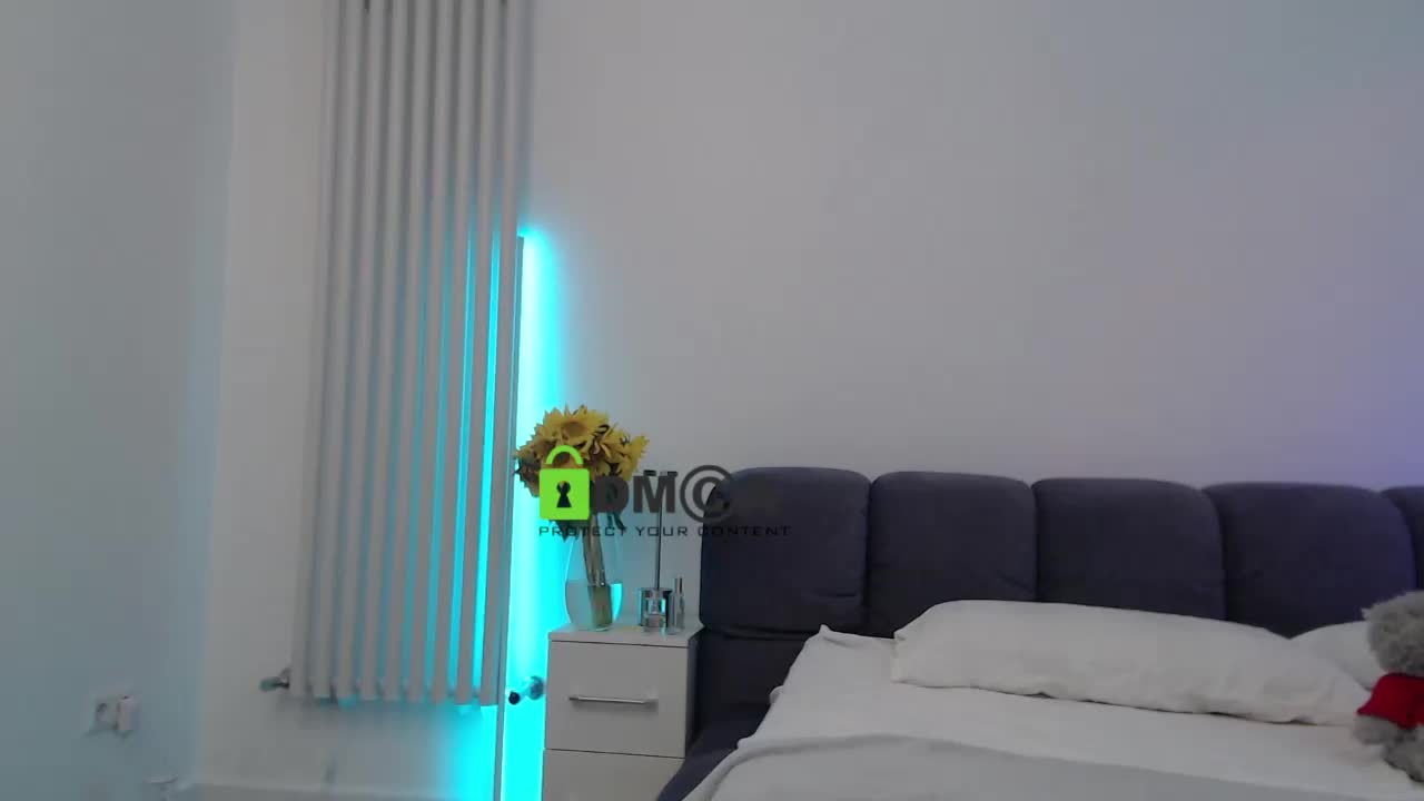 MaxineDi Adult Chat August 12, 2025