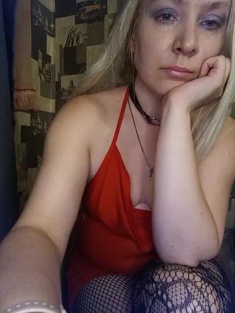 -VeroNika- Adult Chat August 12, 2025