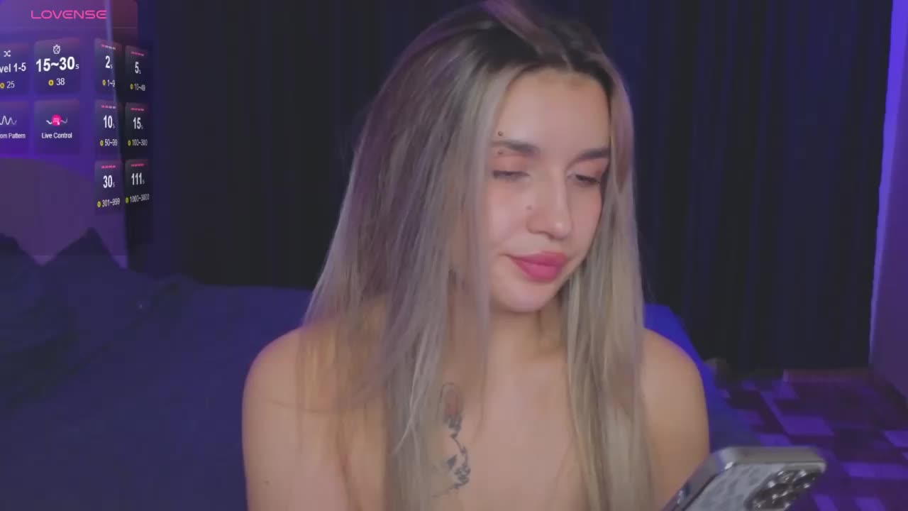 RoxyChilli Adult Chat August 12, 2025