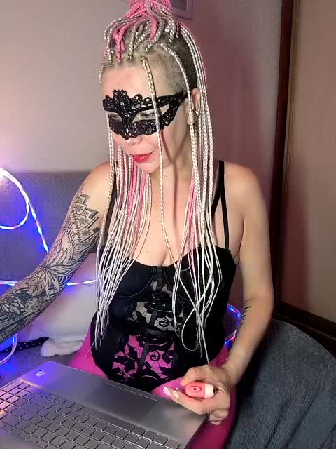 TilyTily Adult Chat August 12, 2025