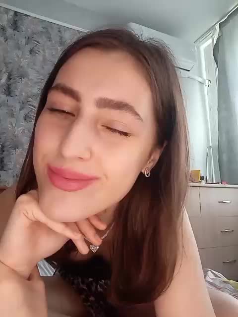 kiska-kira Adult Chat August 12, 2025