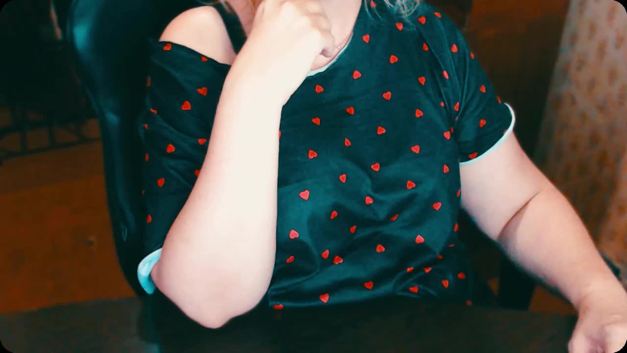 Alisa1917 Adult Chat August 11, 2025